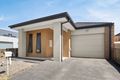 Property photo of 3 Newbury Street Pakenham VIC 3810