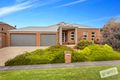 Property photo of 8 Billabong Place Narre Warren North VIC 3804