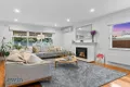 Property photo of 10 Eila Close Cheltenham VIC 3192