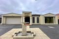 Property photo of 18 Kinnaird Court Taylors Lakes VIC 3038