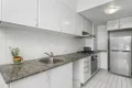 Property photo of 28/18-20 Waterloo Street Narrabeen NSW 2101