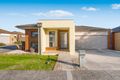 Property photo of 18 Black Wattle Way Cranbourne VIC 3977