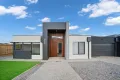 Property photo of 32 Kyah Street Fraser Rise VIC 3336
