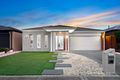 Property photo of 18 Aubisque Close Fraser Rise VIC 3336
