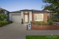 Property photo of 17 Forrester Grove Fraser Rise VIC 3336