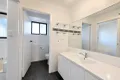 Property photo of 30 Thompson Place Minto NSW 2566
