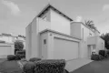Property photo of 4/2 Lake Weyba Drive Noosaville QLD 4566