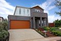 Property photo of 33 Hunts Cross Way Caroline Springs VIC 3023