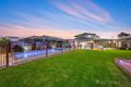 Property photo of 40 Hull Crescent Pakenham VIC 3810