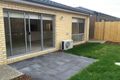 Property photo of 8 Woodright Circuit Cranbourne VIC 3977