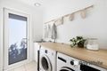 Property photo of 4 Earls Court Endeavour Hills VIC 3802