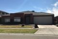 Property photo of 10 Beechtree Way Cranbourne North VIC 3977