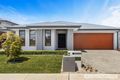 Property photo of 14 Pinnacle Chase Beveridge VIC 3753