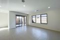 Property photo of 28 Dalziell Crescent Cranbourne North VIC 3977