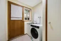 Property photo of 9 Yarcombe Crescent Craigieburn VIC 3064