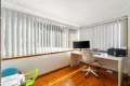 Property photo of 8 Barrymount Crescent Mount Lofty QLD 4350