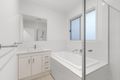 Property photo of 43 Gainsborough Drive Glenvale QLD 4350