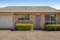Property photo of 4/299 James Street Newtown QLD 4350