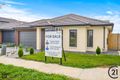 Property photo of 2 Springside Drive Cranbourne West VIC 3977