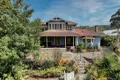 Property photo of 52 Outlook Crescent Bardon QLD 4065