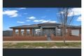 Property photo of 18 Lam Way Brookfield VIC 3338