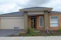 Property photo of 14 Viewside Crescent Craigieburn VIC 3064