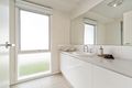 Property photo of 5 Courageous Court Frankston VIC 3199