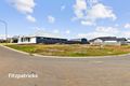 Property photo of 7 Lakesend Place Lake Albert NSW 2650