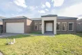 Property photo of 6 Illes Court Berwick VIC 3806