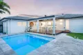 Property photo of 6 Auk Avenue Burleigh Waters QLD 4220