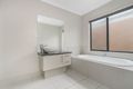Property photo of 42 Sienna Way Pakenham VIC 3810