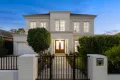 Property photo of 4 Willow Avenue Glen Waverley VIC 3150
