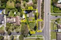 Property photo of 2 Peden Street Chirnside Park VIC 3116