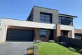 Property photo of 5A Jacqueline Close Werribee VIC 3030