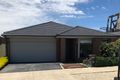 Property photo of 15 Cable Circuit Craigieburn VIC 3064