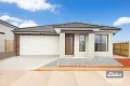 Property photo of 27 Wildlife Circuit Fraser Rise VIC 3336