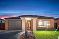 Property photo of 20 Fleuve Rise Clyde North VIC 3978