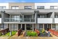 Property photo of 18 Rubus Way Pakenham VIC 3810