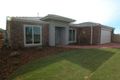 Property photo of 32 Lyndhurst Square Drouin VIC 3818