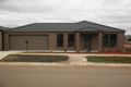 Property photo of 38 Lone Pine Square Bacchus Marsh VIC 3340