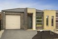 Property photo of 2/8 Horseshoe Circuit Truganina VIC 3029