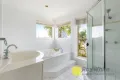Property photo of 6 Ulrike Way Benowa QLD 4217
