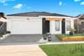 Property photo of 17 Madura Promenade Mickleham VIC 3064