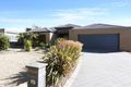 Property photo of 8 Heytesbury Crescent Craigieburn VIC 3064