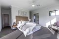 Property photo of 14 Ridgeview Court Mount Rascal QLD 4350