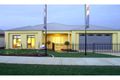 Property photo of 14 Flinders Chase Pakenham VIC 3810