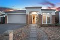 Property photo of 14 Howard Place Deer Park VIC 3023