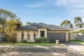 Property photo of 18 Lake Front Mews Doreen VIC 3754