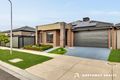 Property photo of 16 Angophora Crescent Craigieburn VIC 3064