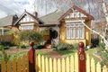 Property photo of 8 Bailey Avenue St Kilda East VIC 3183